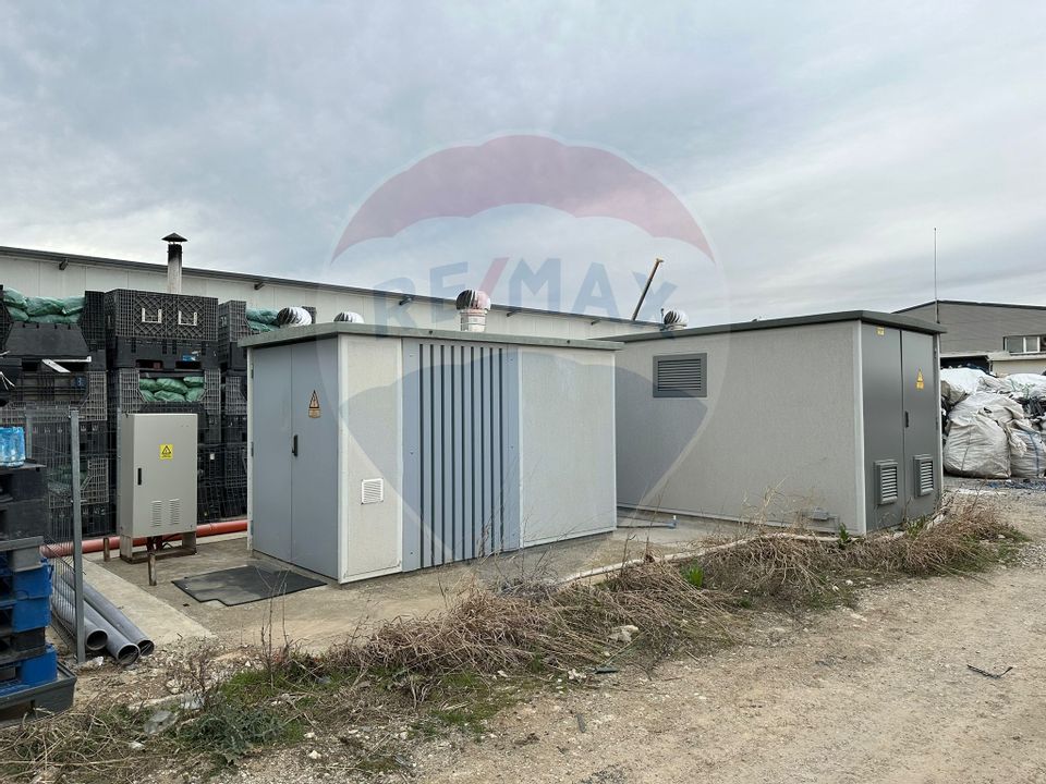 Industrial space / Recycling factory of 2,000 sqm for sale