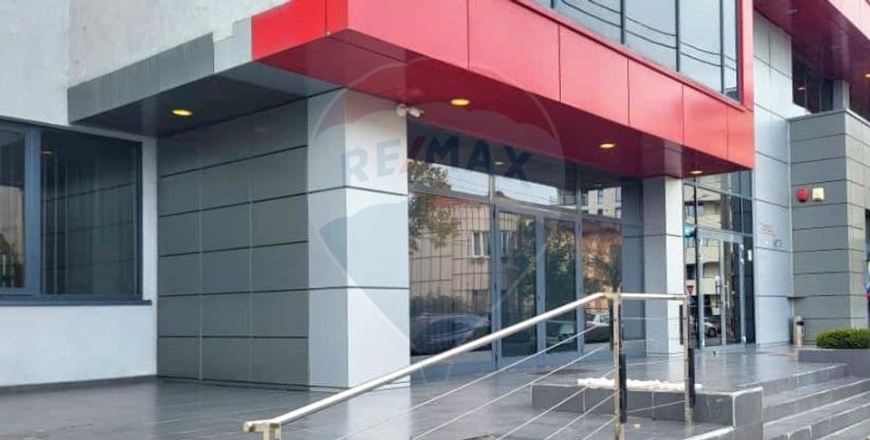 Spatiu birouri de inchiriat 1.300 - 2.700 mp A. Muresanu Comision 0%