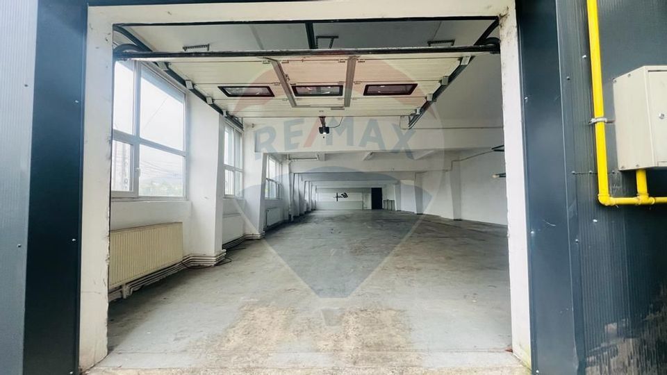 400sq.m Industrial Space for rent, Periferie area