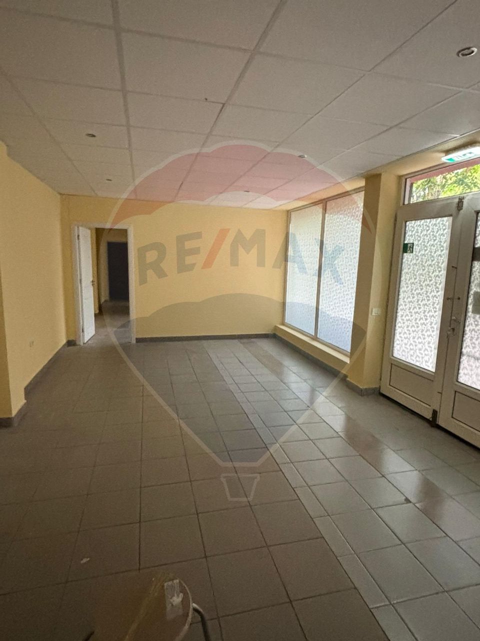 De inchiriat Spațiu comercial stradal zona Universitatii