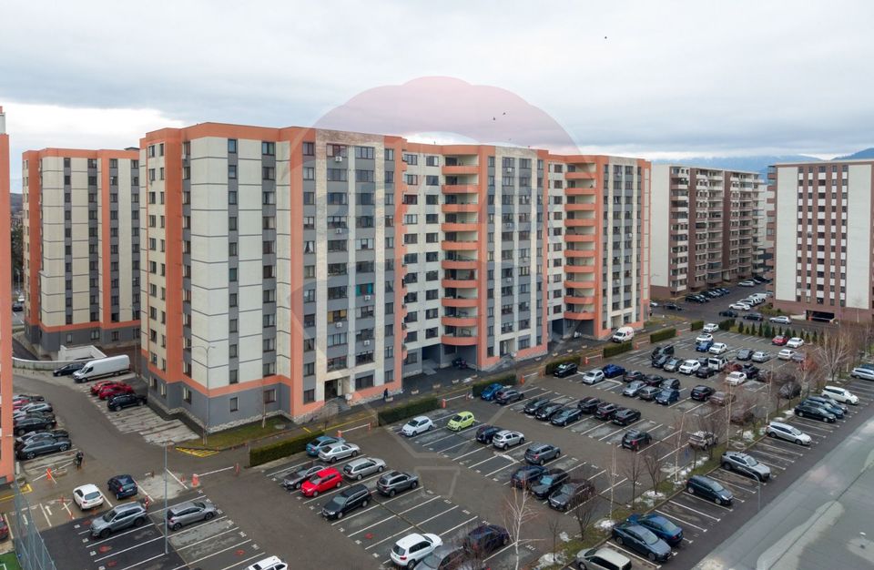 2 room Apartment for sale, Tractorul area