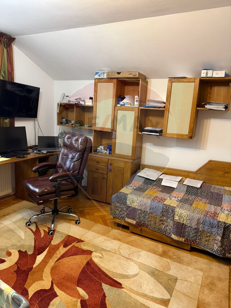 6 room House / Villa for rent, Valea Borcutului area