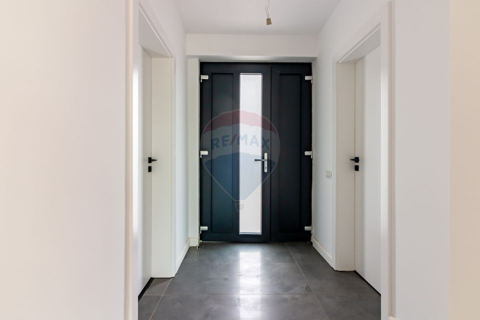 Villa 6 bedrooms | Generous Courtesy | Tunari - North