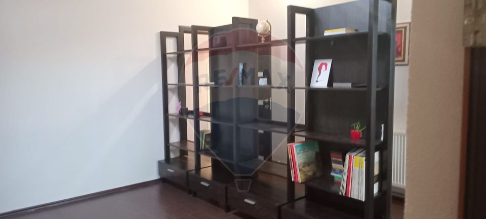 4 room House / Villa for sale, Central area