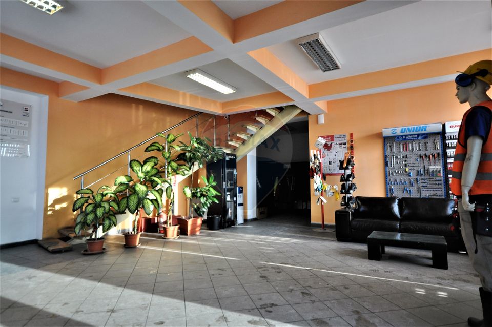 RENT!!! Showroom, offices and storage space Brasov