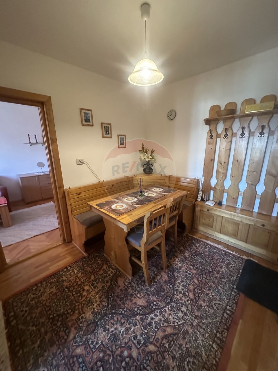 Apartament cu 2 camere de închiriat