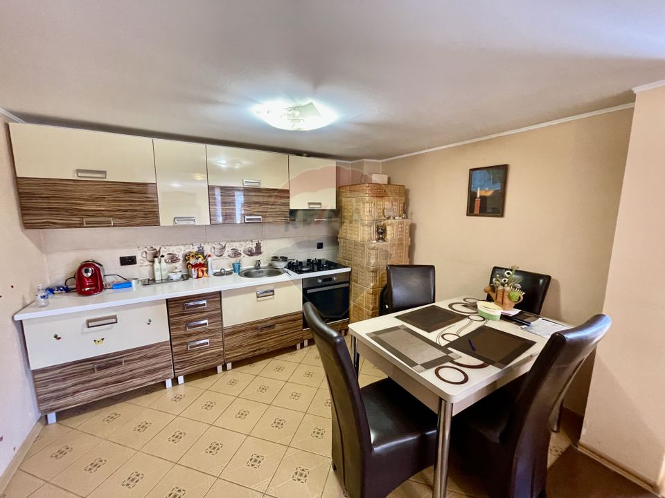 6 room House / Villa for sale