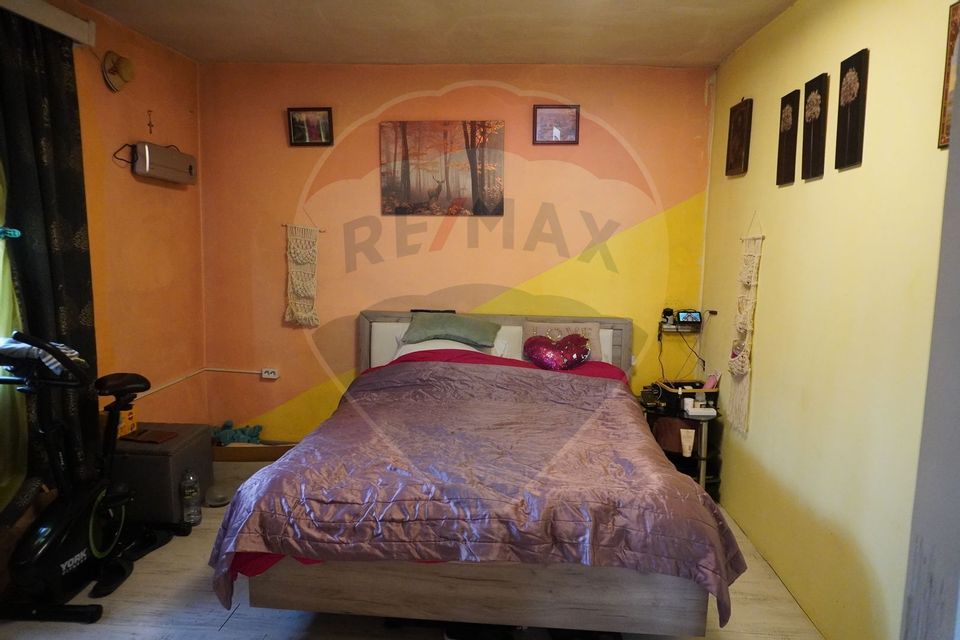 6 room House / Villa for sale