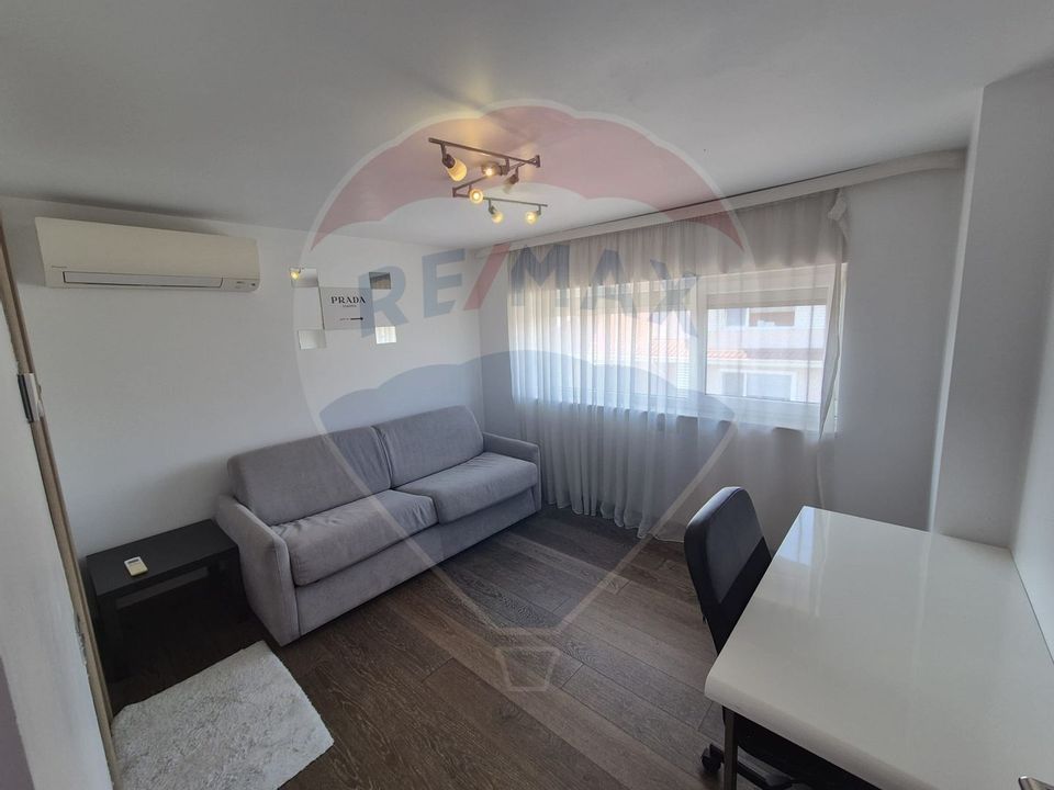 Casă/Vilă de inchiriat în complex cu Piscină ' Jasmin Garden' -Pipera