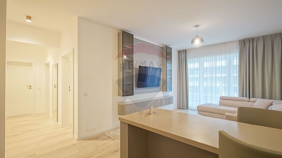 3 room Apartment for rent, Tractorul area