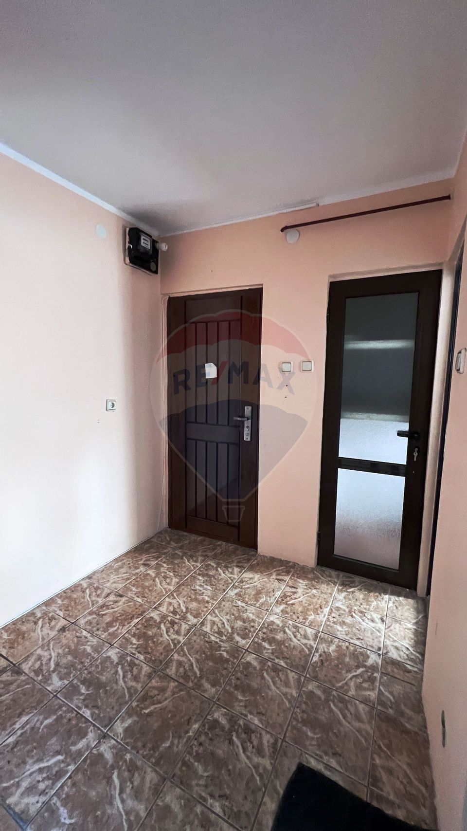Apartament cu 2 camere de vânzare în zona Micro 19 I Galați