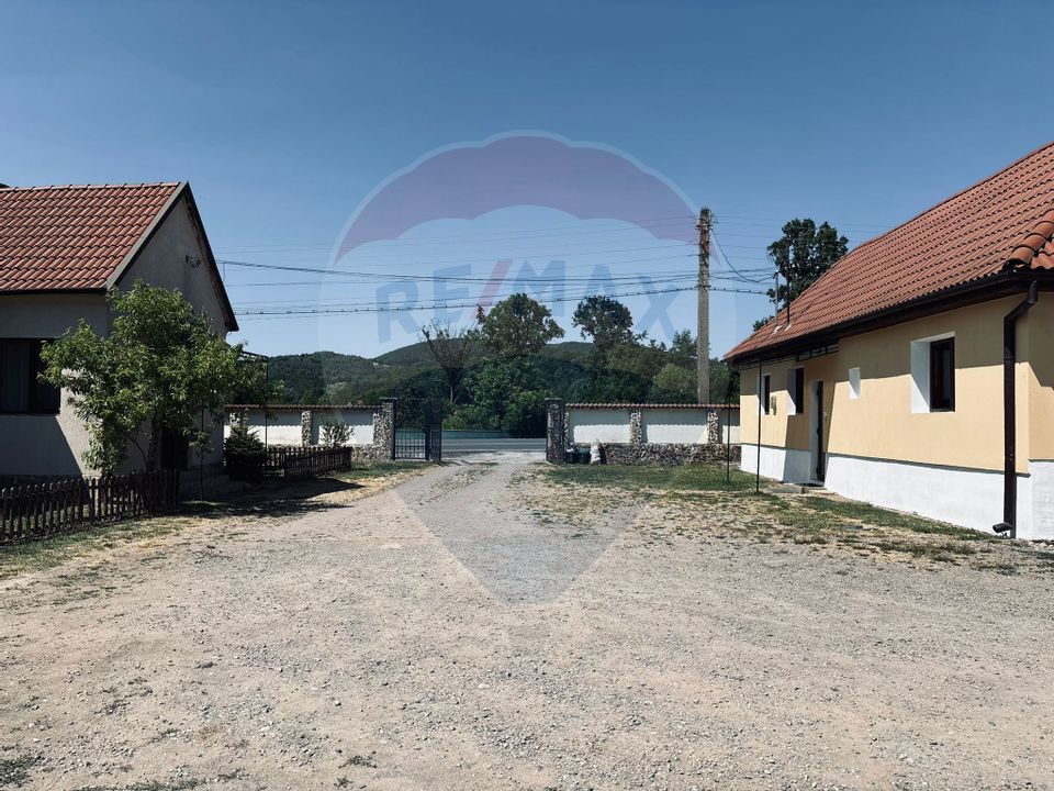 4 room House / Villa for sale