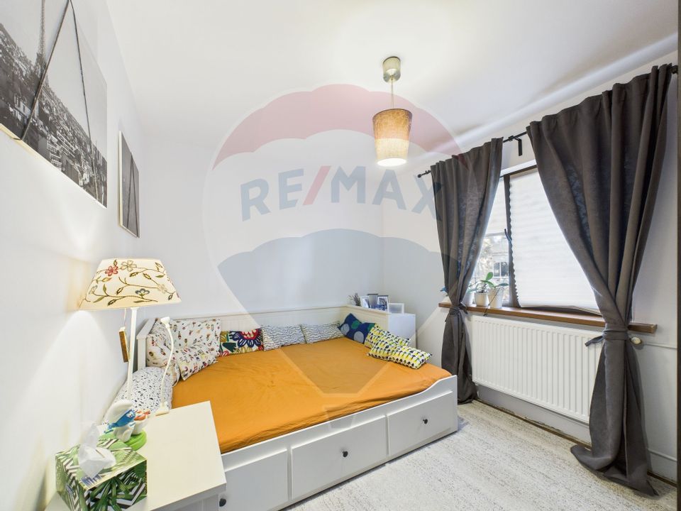 Apartament cu 3 camere de vânzare în zona Ferentari