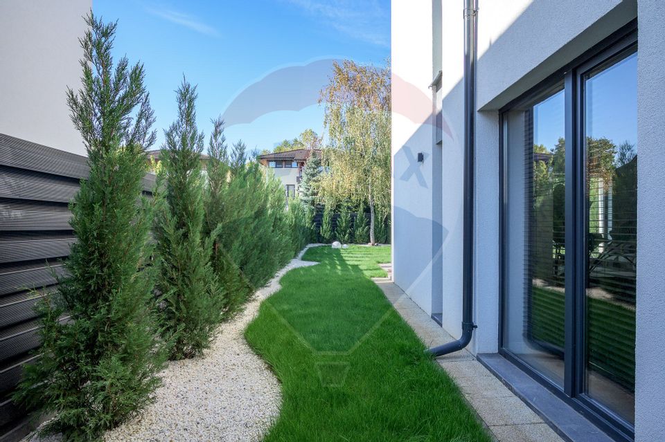 4 room villa for sale - gorgeous in Corbeanca/ Concept designer