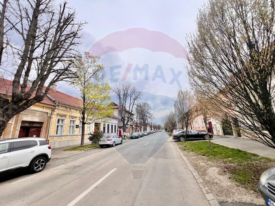 5 room Apartment for sale, Ultracentral area