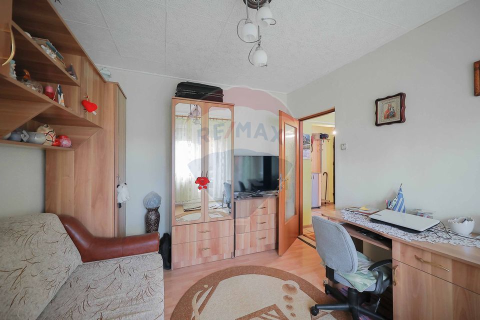 Apartament cu 2 camere de vânzare str. Cazaban, zona Ioșia