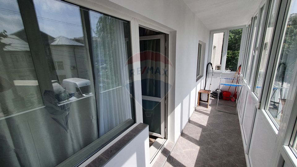 Apartament 3 camere, zona Piata