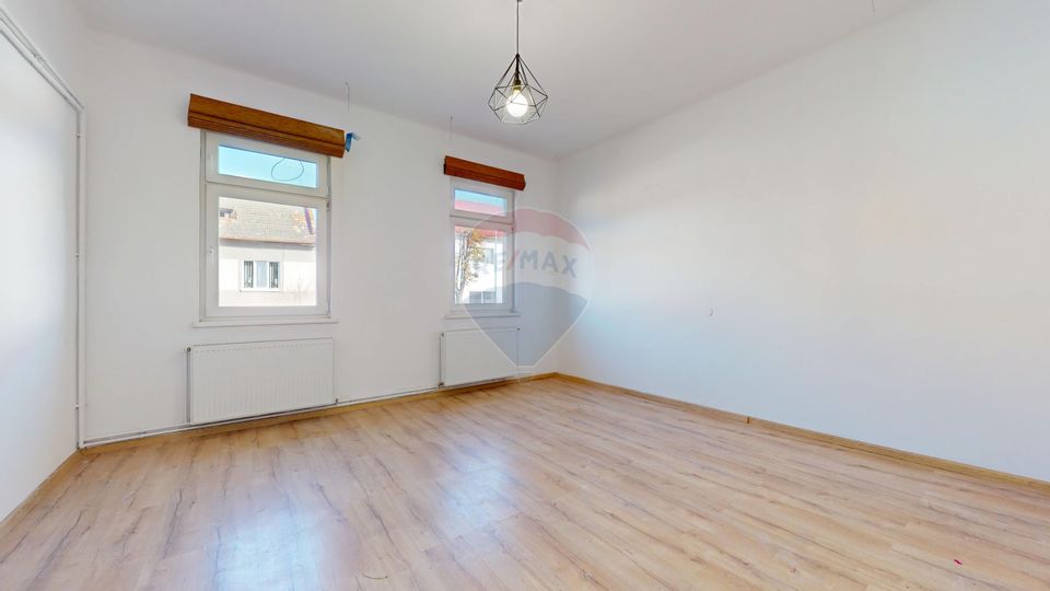 135sq.m Office Space for rent, Aurel Vlaicu area