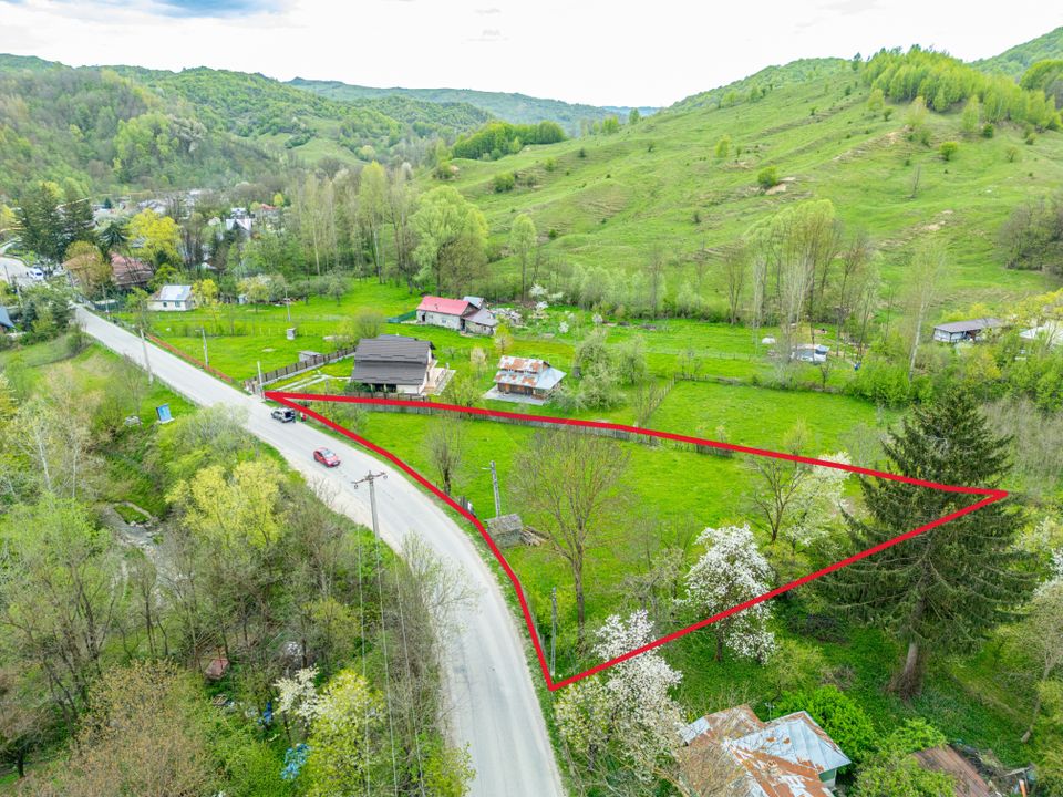 Teren intravilan 2221 mp Breaza / Strada Ocinei / Valea Tarsei