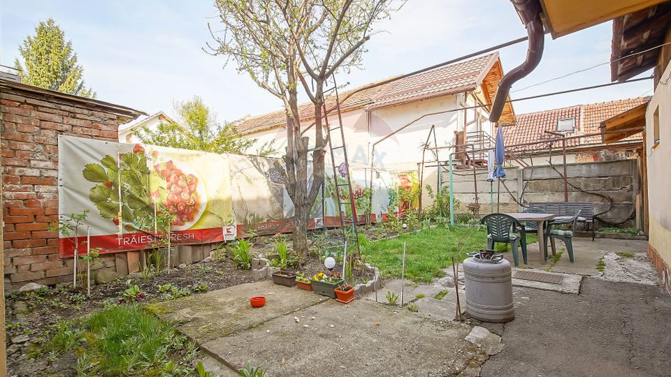 3 room House / Villa for sale, Brasovul Vechi area