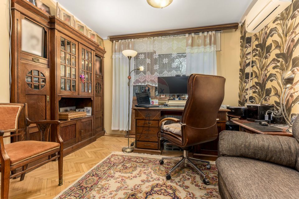 8 room House / Villa for sale, Kiseleff area