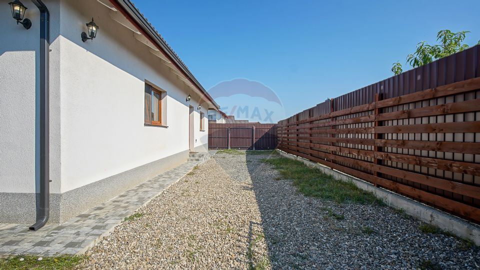 Refugiul tău de lângă Brașov – Casă P+M în cartierul Izvor, Tralungeni