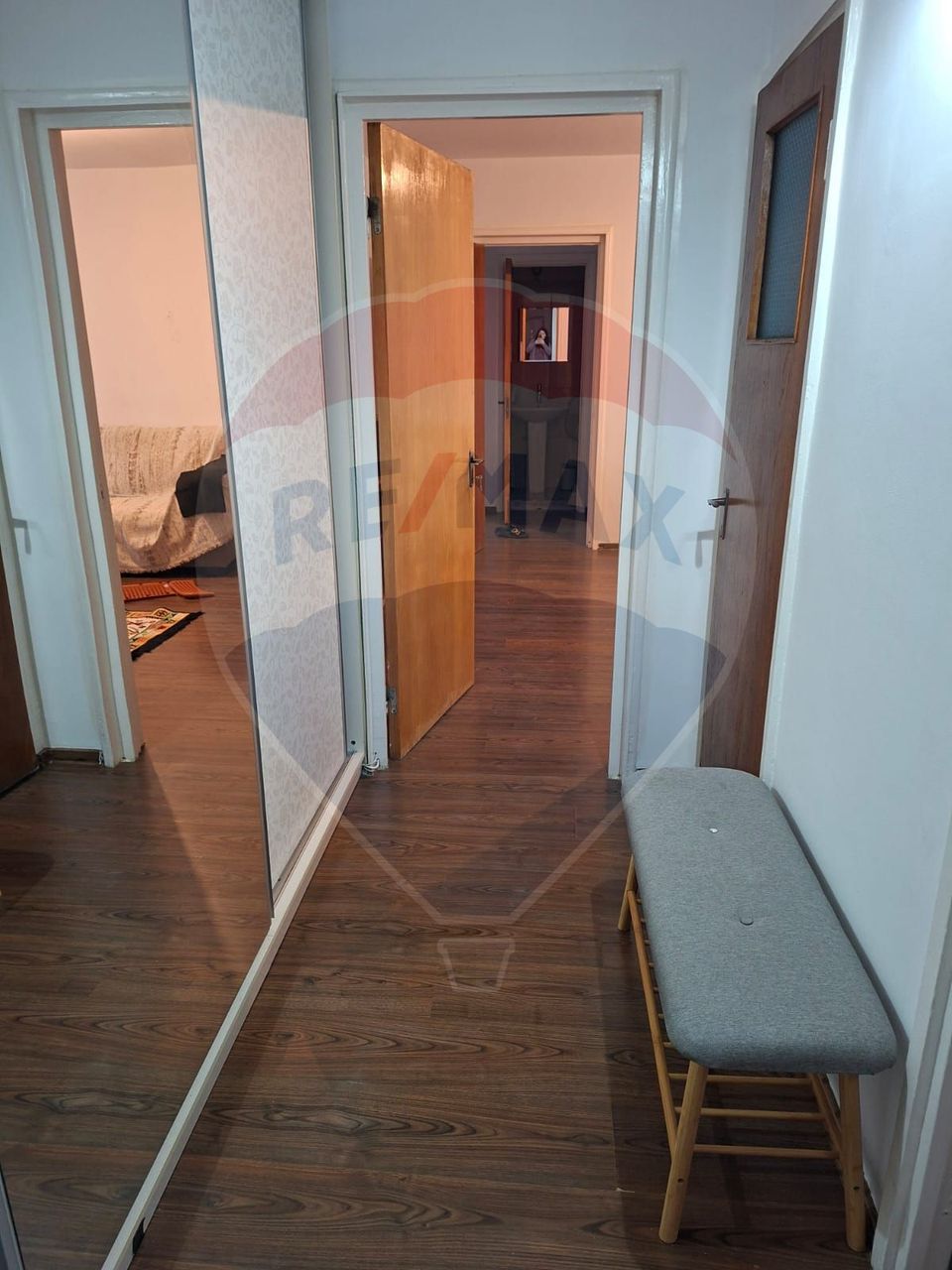 3 room Apartment for rent, Titan area
