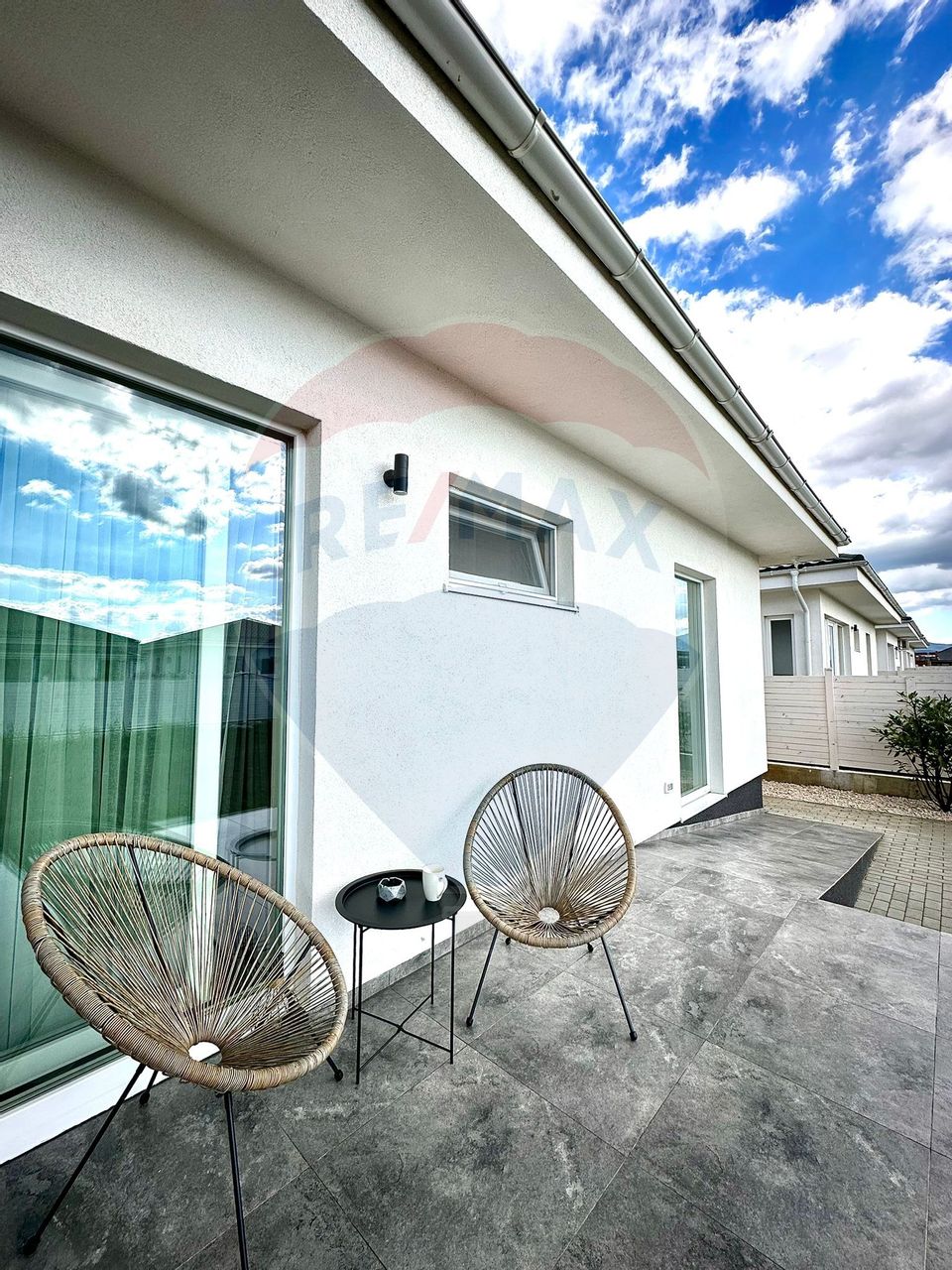 4 room House / Villa for sale