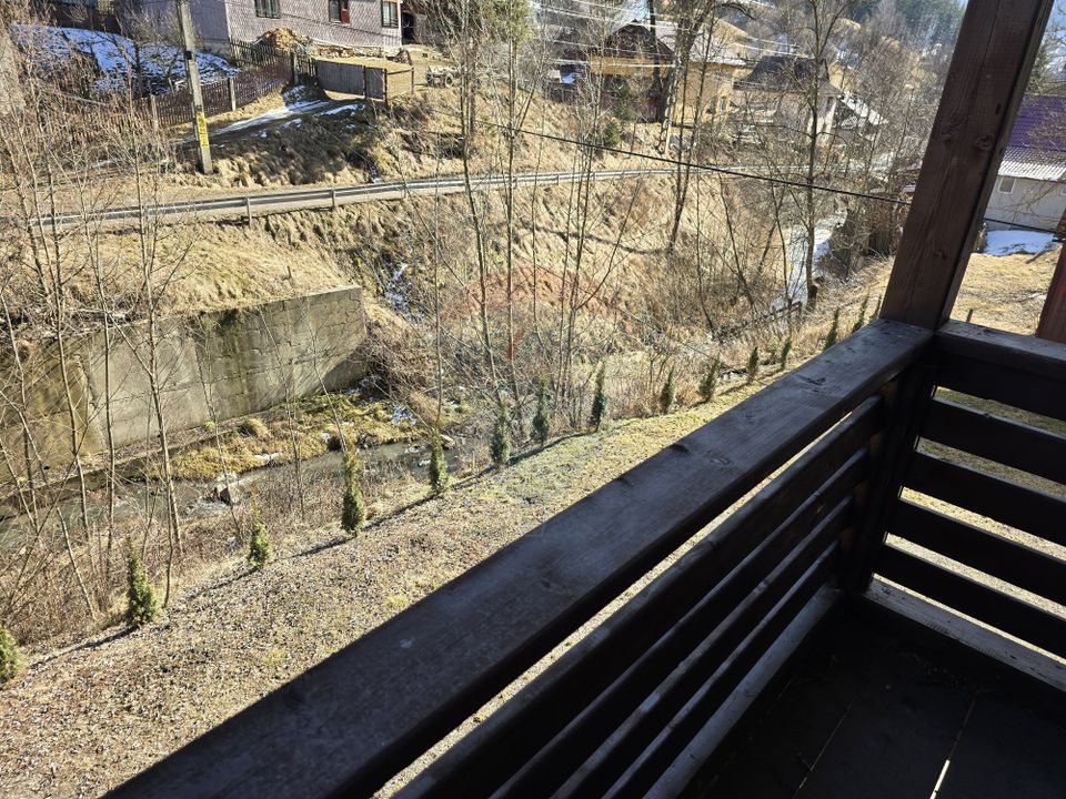 Casă / Vilă cu 5 camere de vânzare