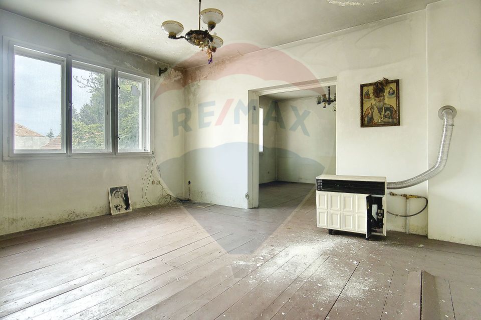 7 room House / Villa for sale, Aurel Vlaicu area