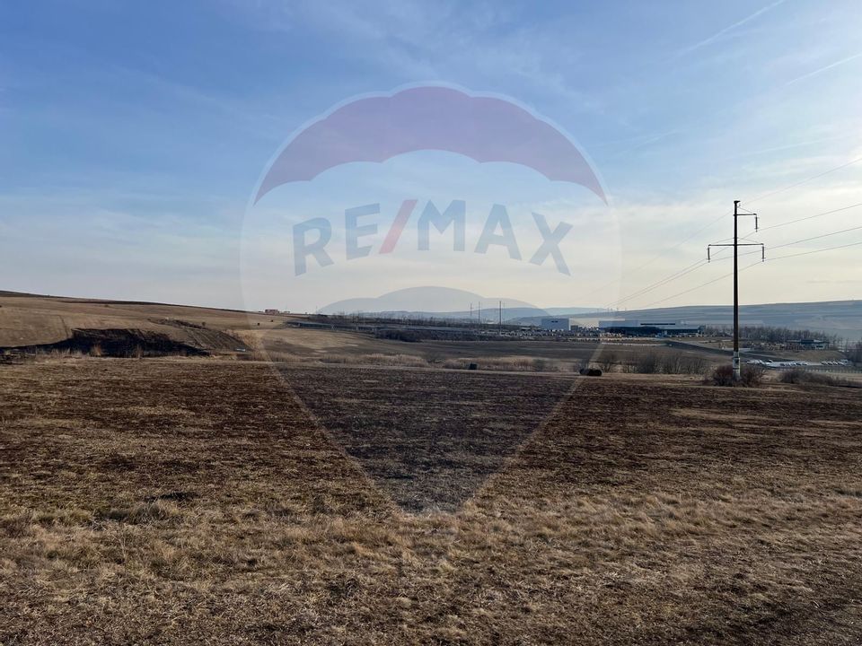 Land 5,800sqm Tureni / Soseaua E60