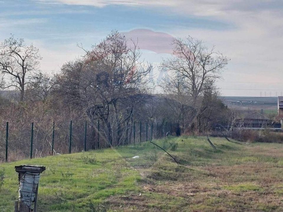 Teren de vânzare 1800 mp, Corbu – la 15 minute de plajă
