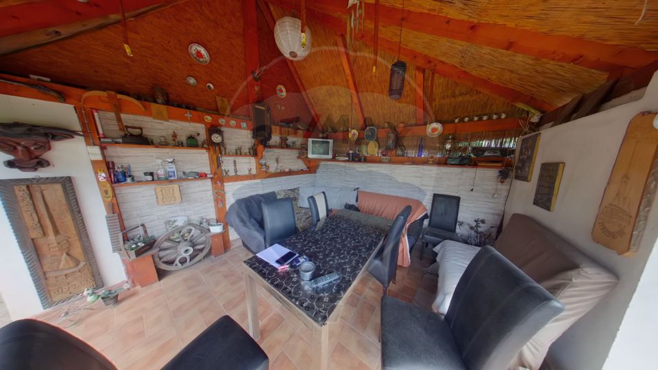 5 room House / Villa for sale, Est area