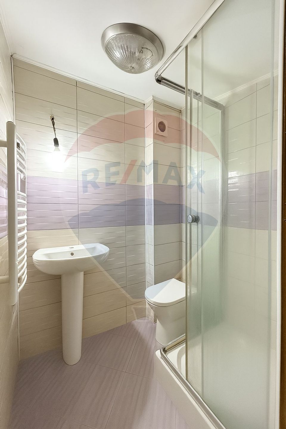 Apartament 3 camere Dobroesti cu loc de parcare inclus