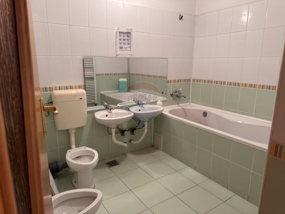 7 room House / Villa for sale, Drumul Taberei area