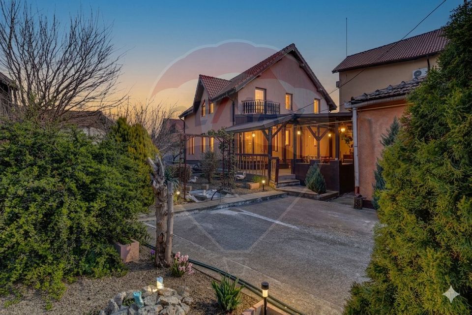 8 room House / Villa for sale, Ultracentral area