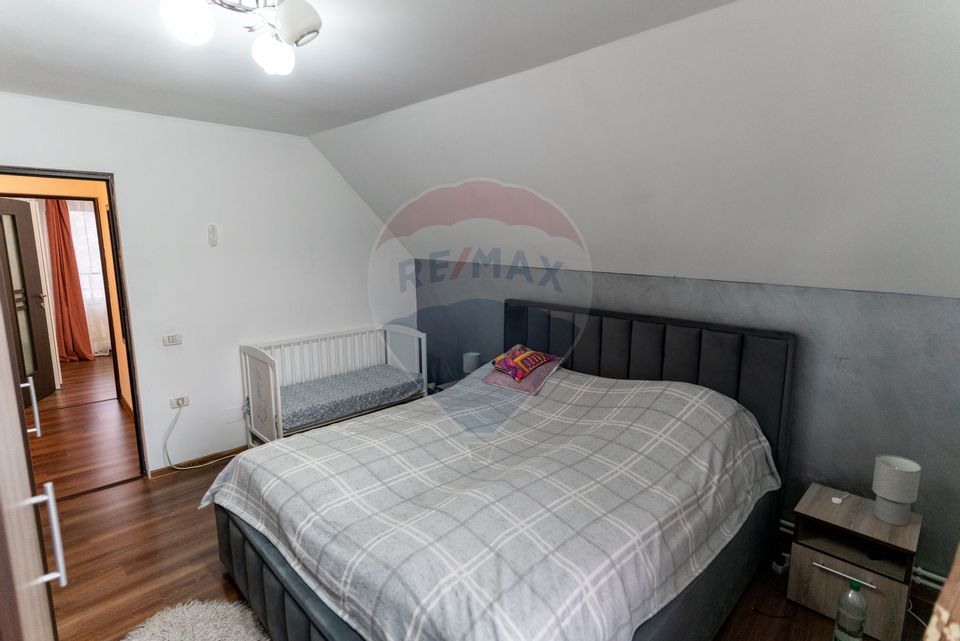 Casă / Vilă deosebita de vânzare, Hateg jud. Hunedoara