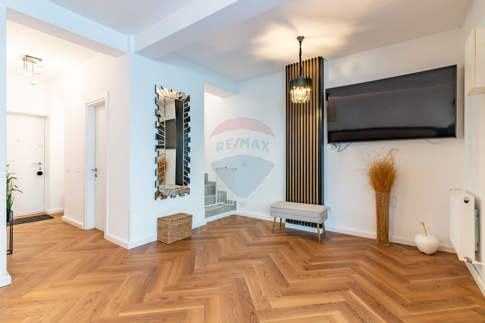 Casă / Vilă cu 4 camere de vânzare în Popesti Leordeni