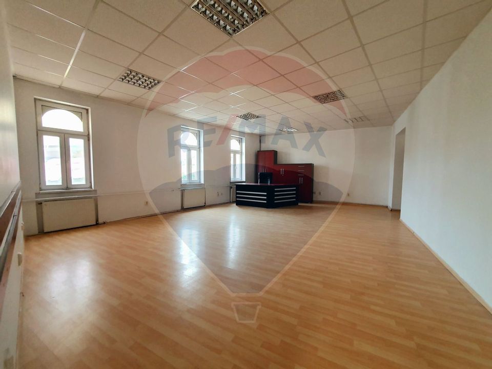 169.08sq.m Office Space for rent, Gara area