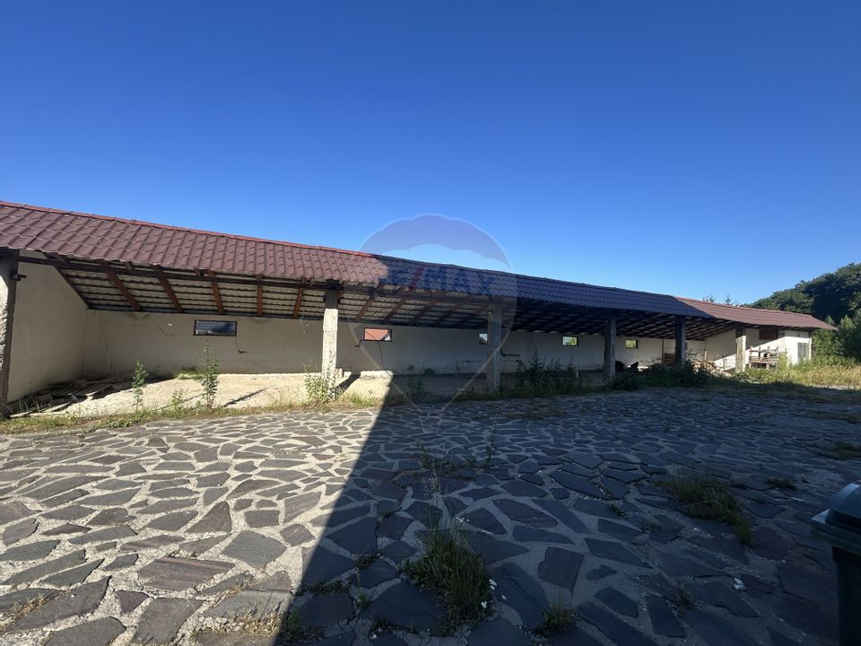 Hotel / Pensiune cu 30 camere de vânzare în zona Nord