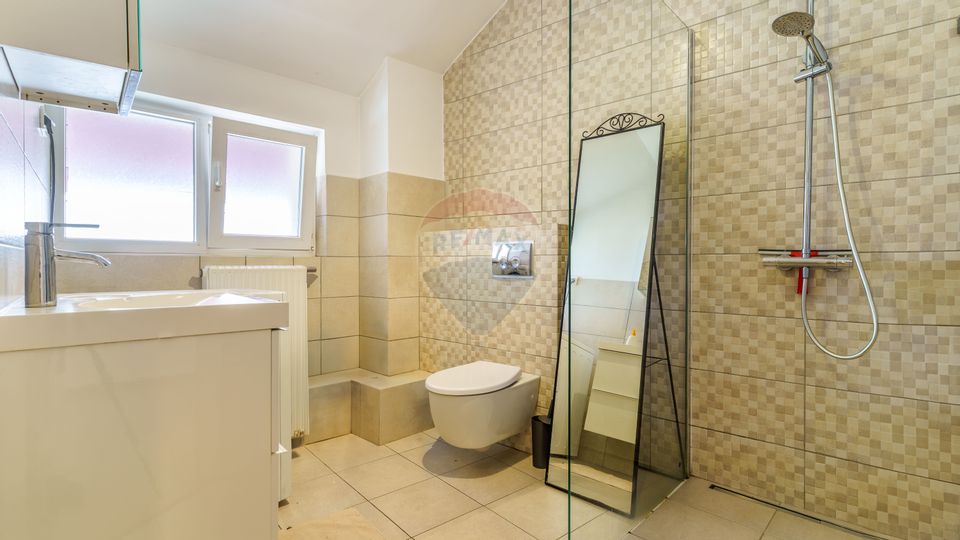 Casă lângă Campusul Hașdeu/UMF- Ideală pentru locuințǎ sau investiție!