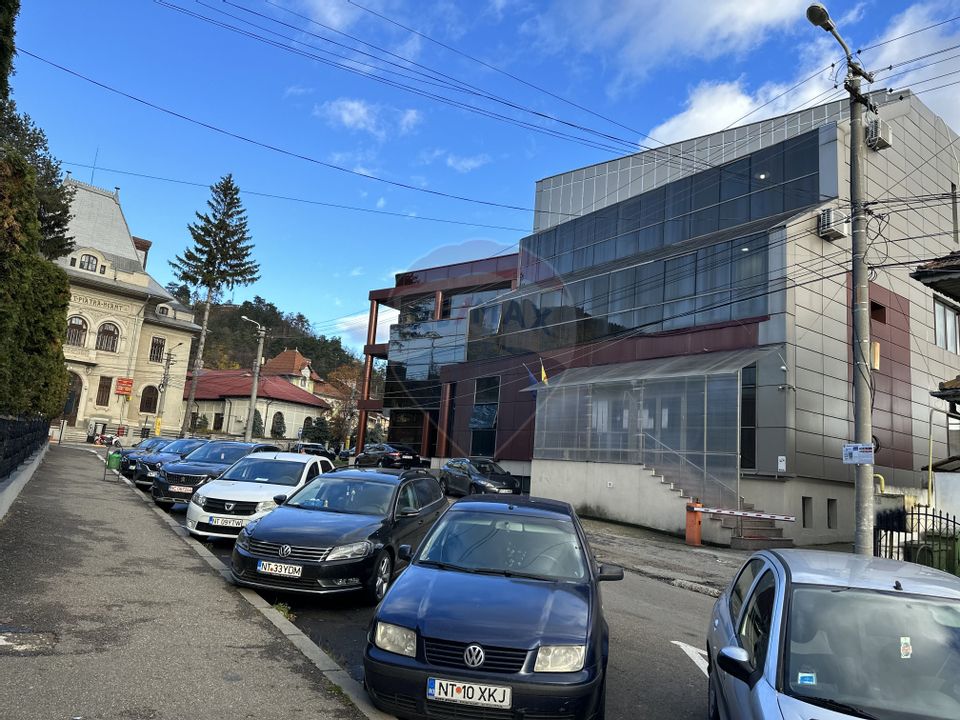 80sq.m Office Space for rent, Central area