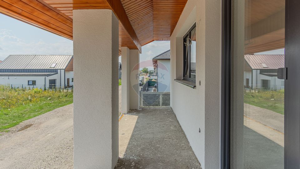 Casa moderna, la cheie, in Cristian – Str. Carpati