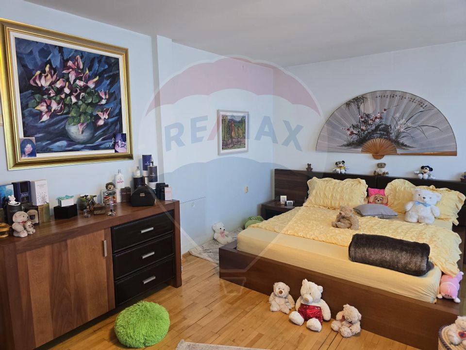 4 room House / Villa for sale