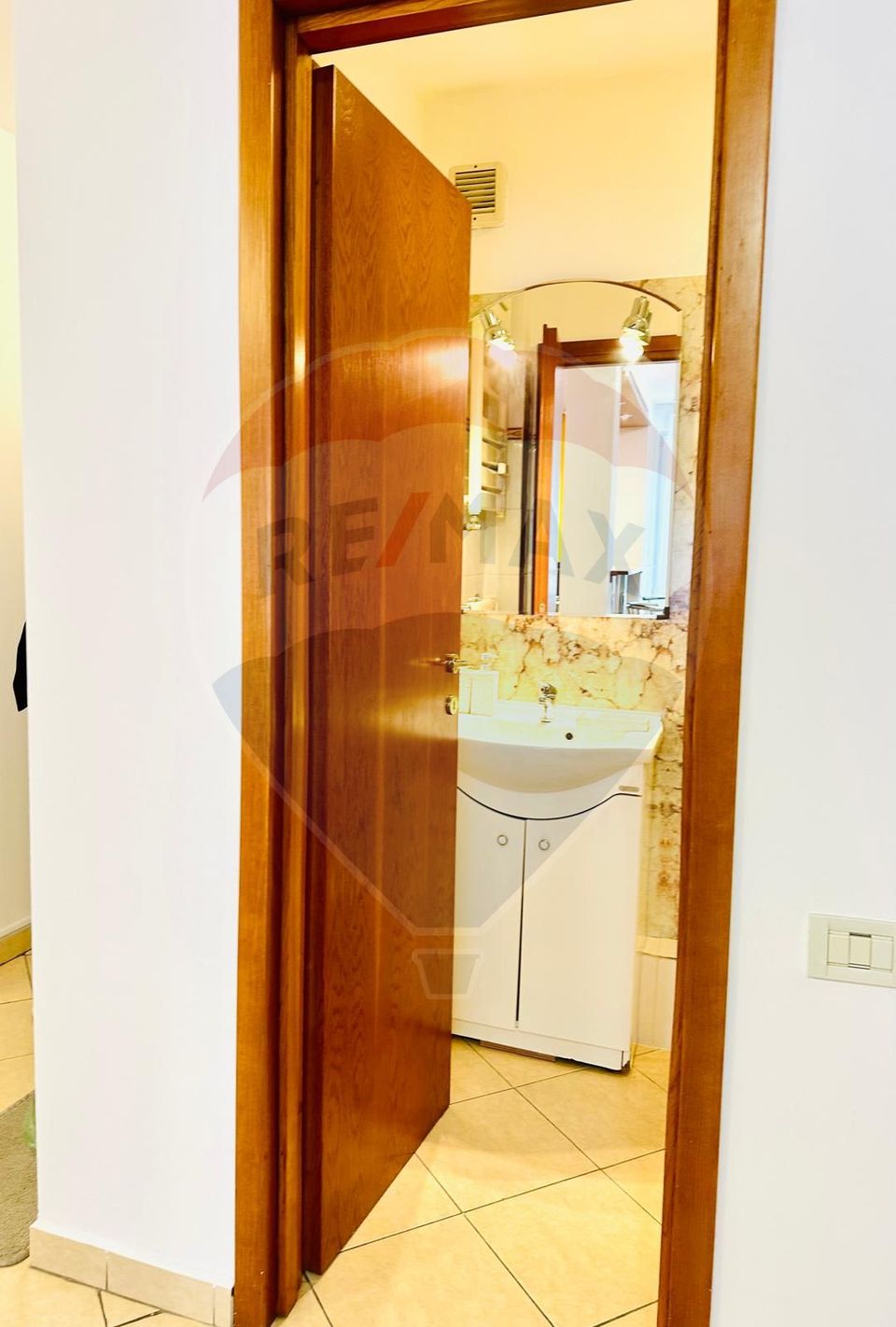 2 room Apartment for rent, Unirii area