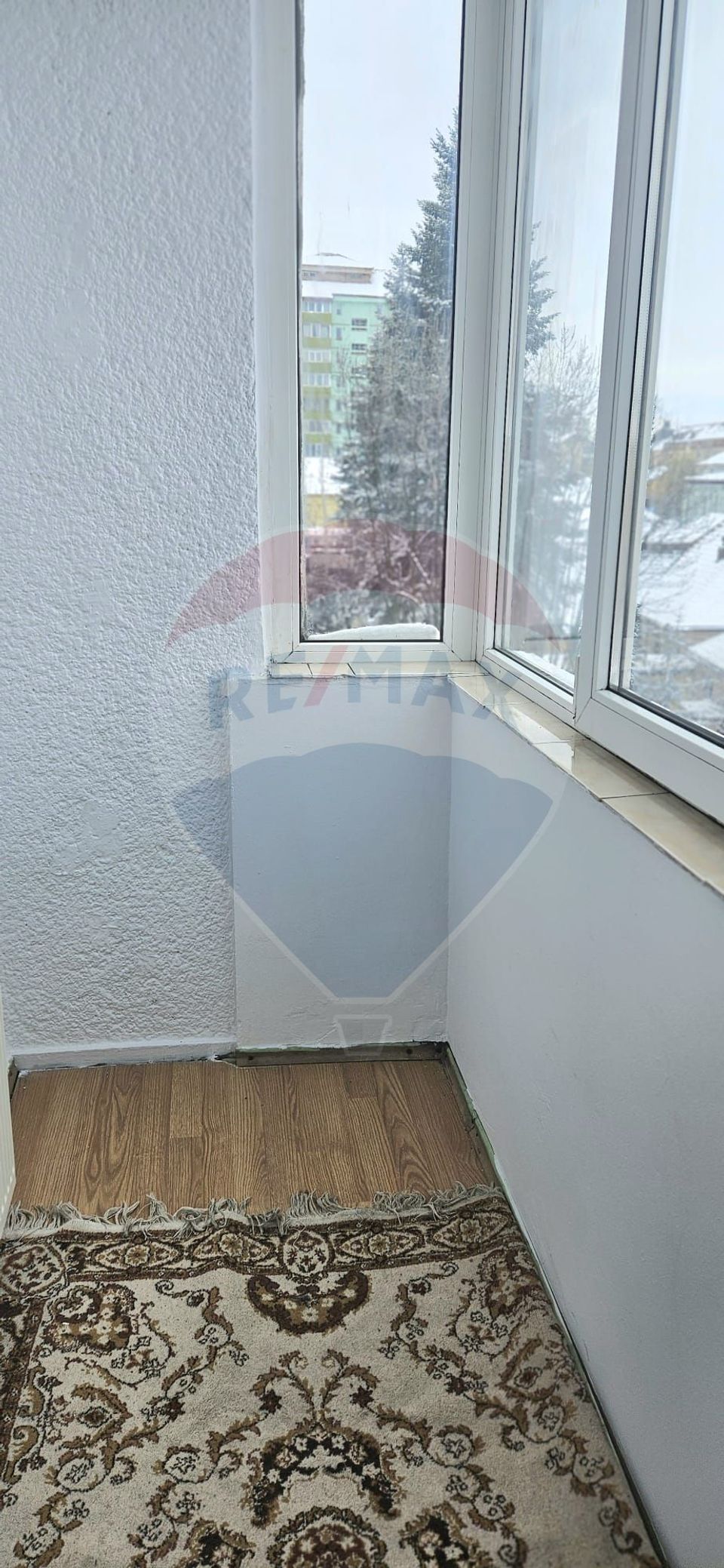 Apartament cu 3 camere de închiriat în zona Mihai Viteazul