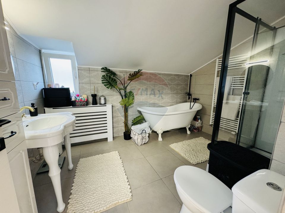 Casă / Vilă 5 camere,piscina Cart.Orizont 2 zona Metropolitana Oradea