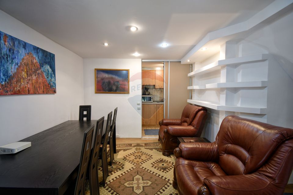 Apartament ultracentral cu 2 camere de inchiriat