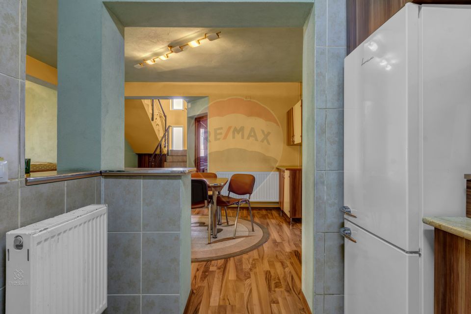 8 room House / Villa for sale, Ultracentral area