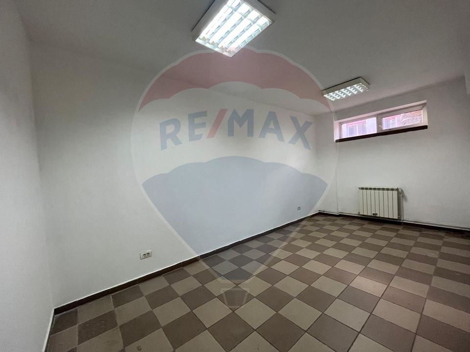 36sq.m Office Space for rent, Regie area